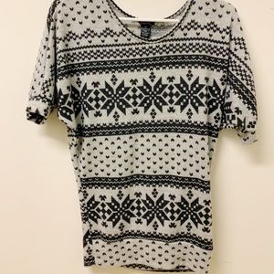Rue 21 Snowflake Pattern Fleece Shirt